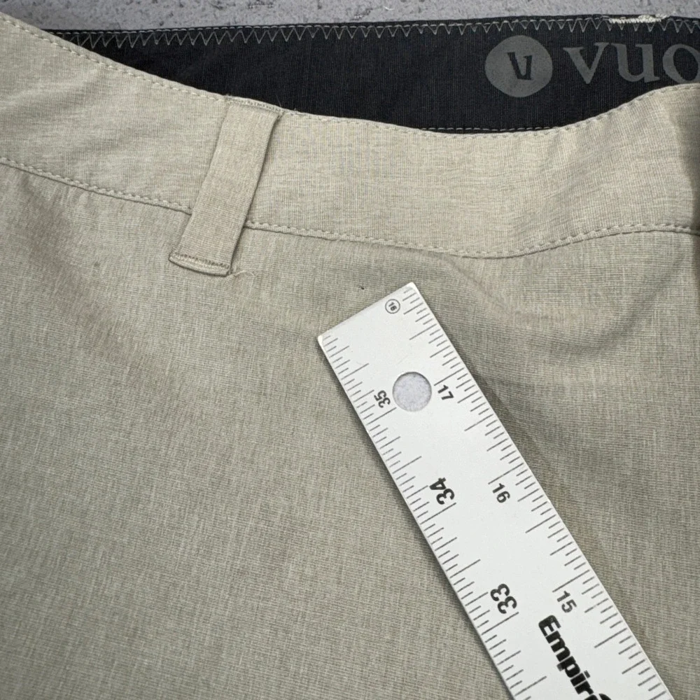 Vuori Aim Shorts Mens 36 Khaki Heathered Performance Hybrid V368 Golf Travel